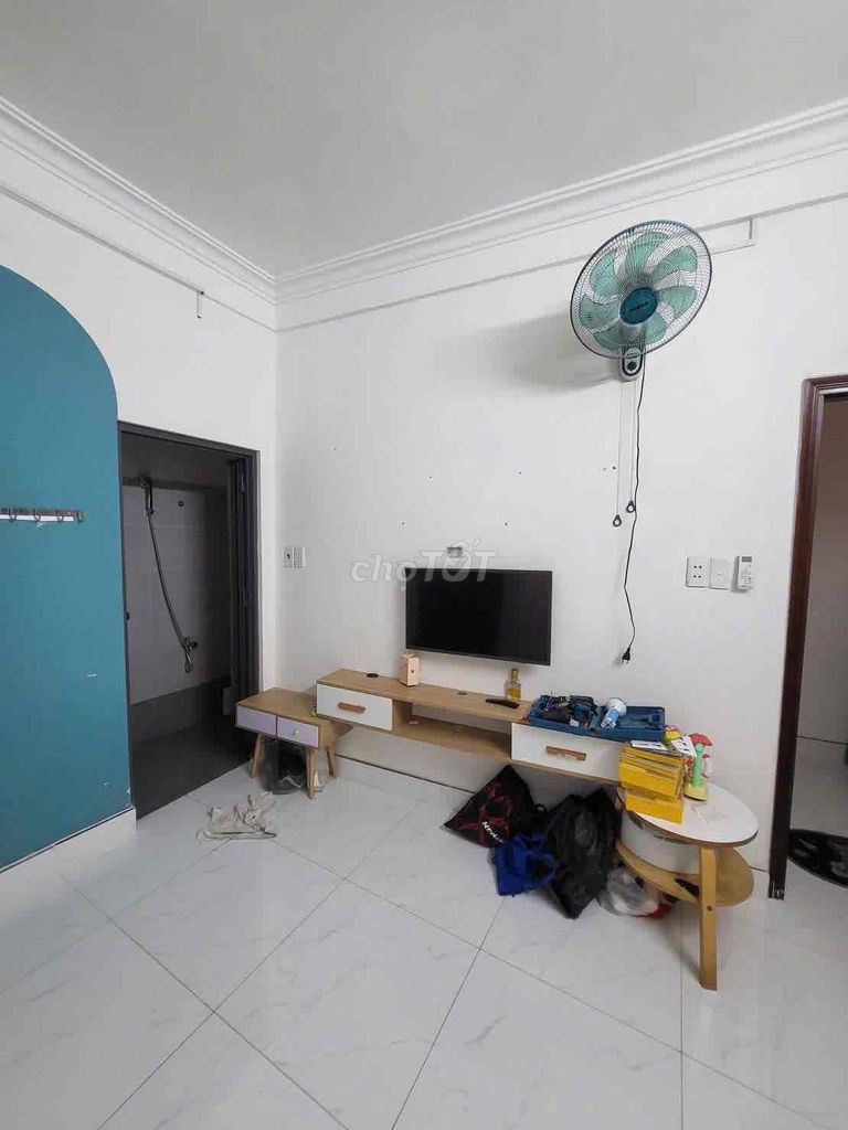 Modern 3BR Townhouse Near Phu Nhuan District