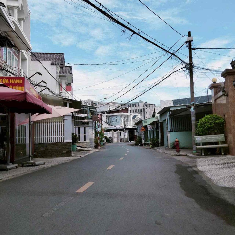 Spacious Rental Property in Hoc Mon Town