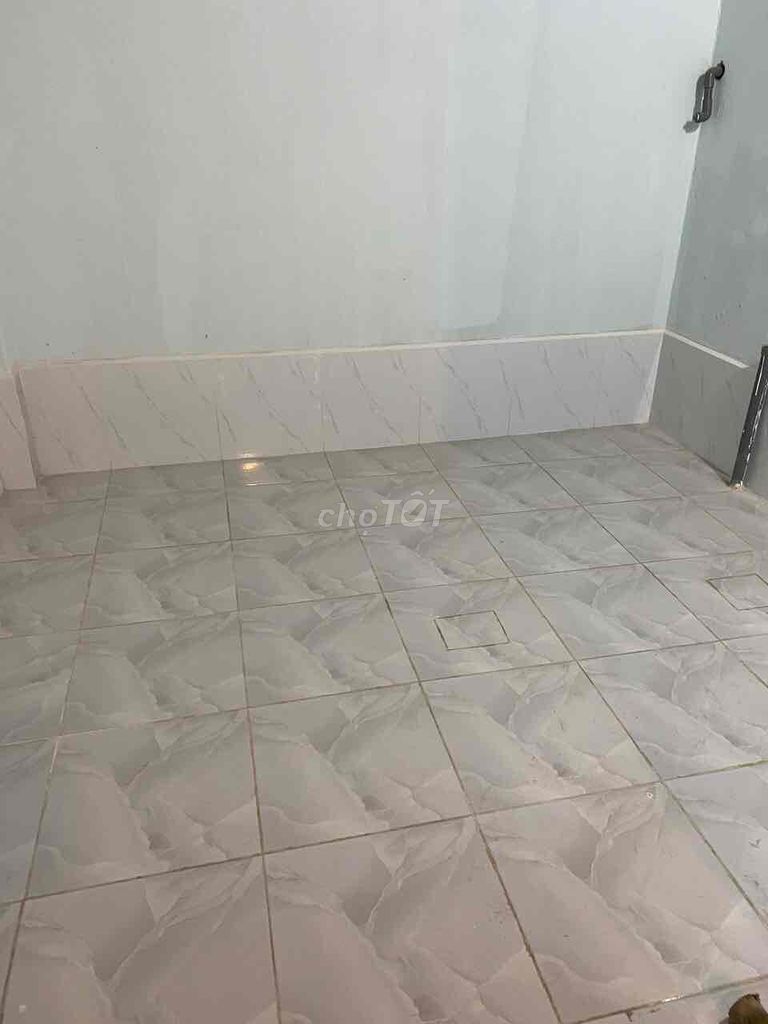 2-Bedroom House Near Schools with Private Access