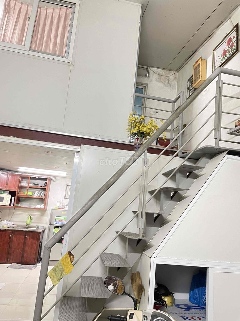 Ground Floor House with Loft, Furnished, Near Market
