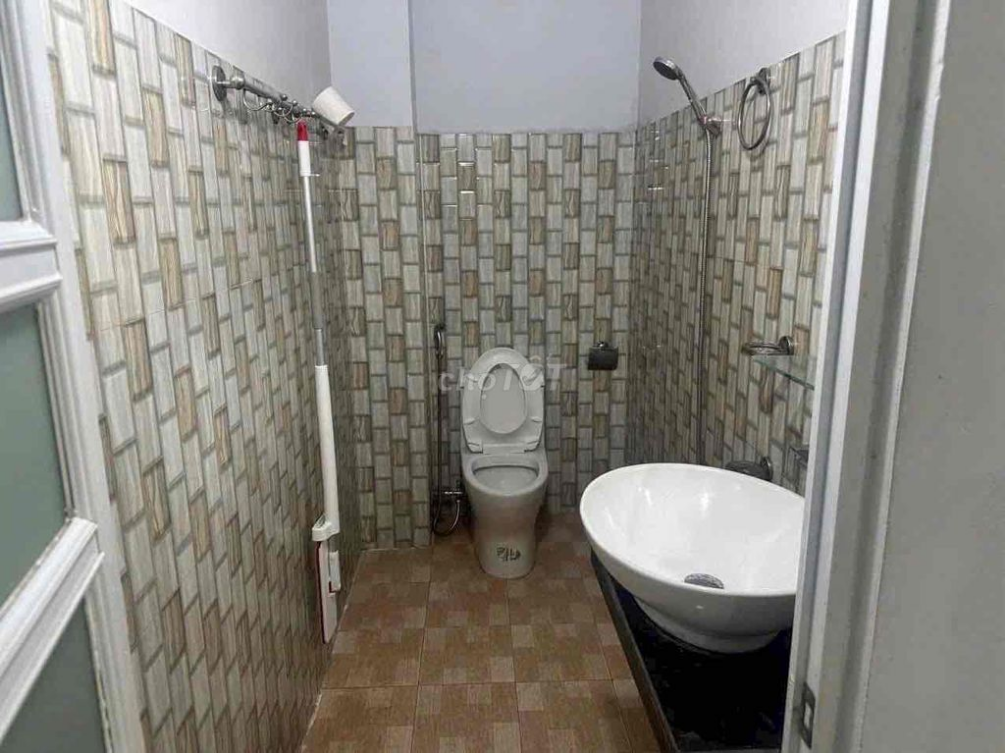 Fully Furnished 2-Bedroom House in Hiep Thanh, Thu Dau Mot