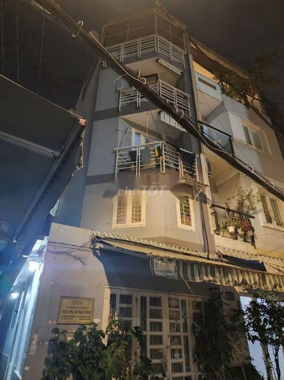 4-Story Rental Property on Nguyen Van Dau Street, Binh Thanh District