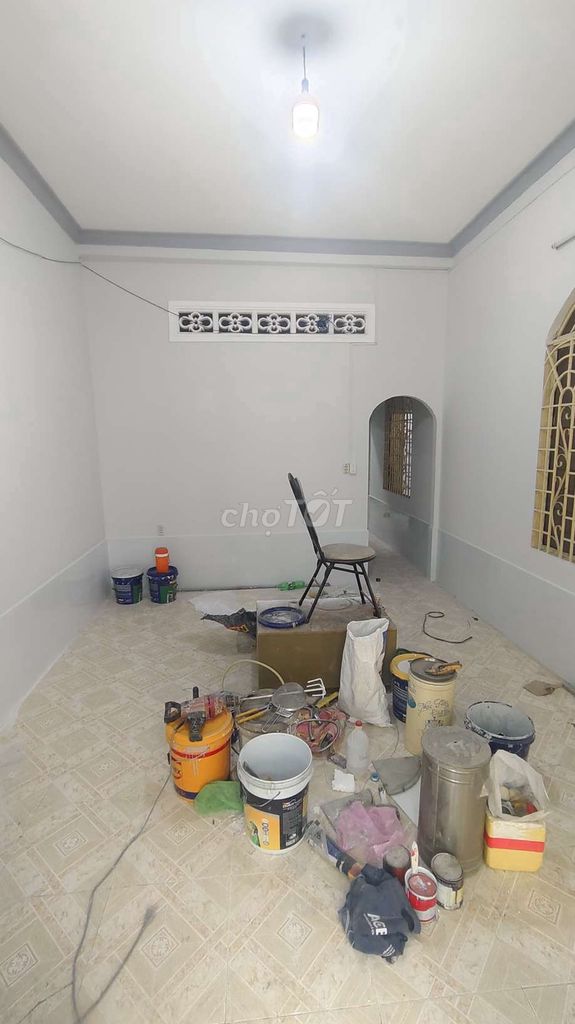 Modern 3-Bedroom House with Yard in District 9