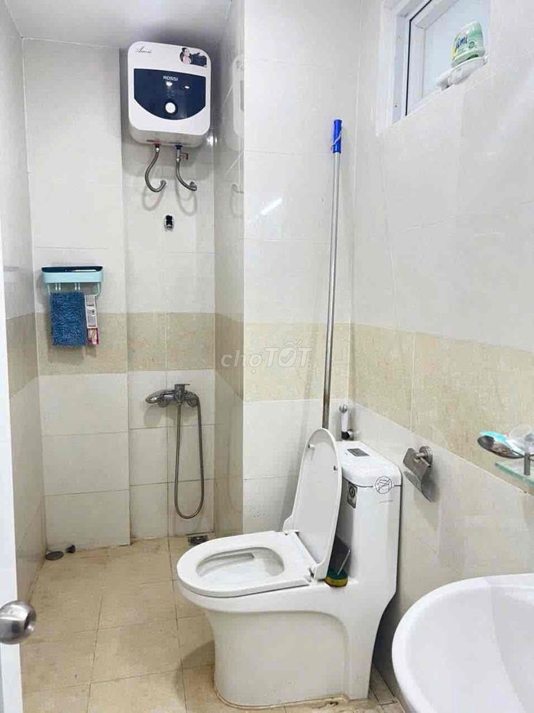 Furnished 1-Bedroom Apartment Near Industrial Park