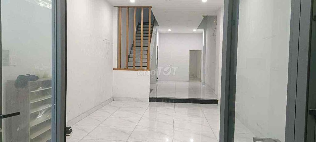 Spacious 4-Bedroom House Near Binh Quoi Elementary School