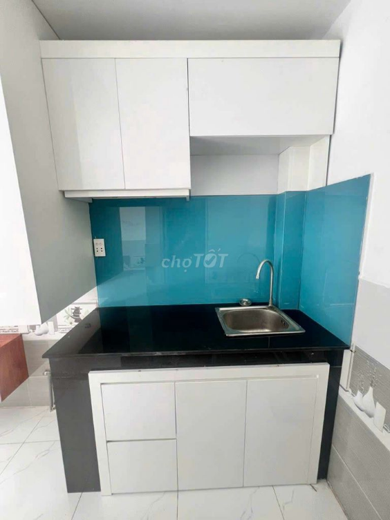 Compact 1-Bedroom Apartment with Modern Design