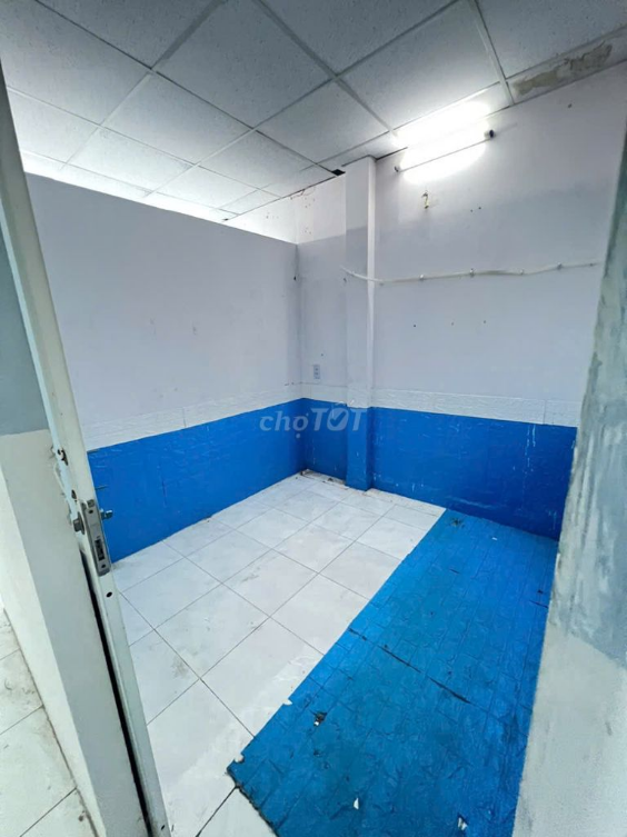 Bùi Quang Là House - Ground Floor + 1st Floor, 2 Bedrooms, Convenient Location