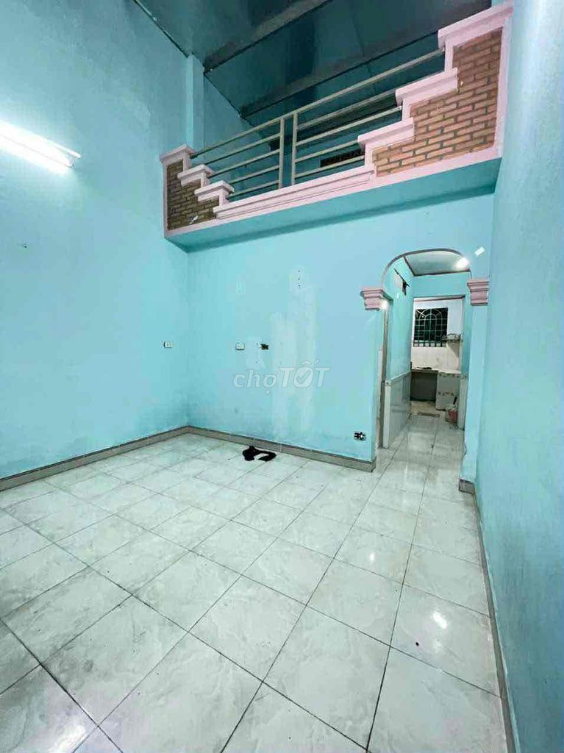 4.5 Rental - 2 Bedroom Ground Floor House in Dĩ An City