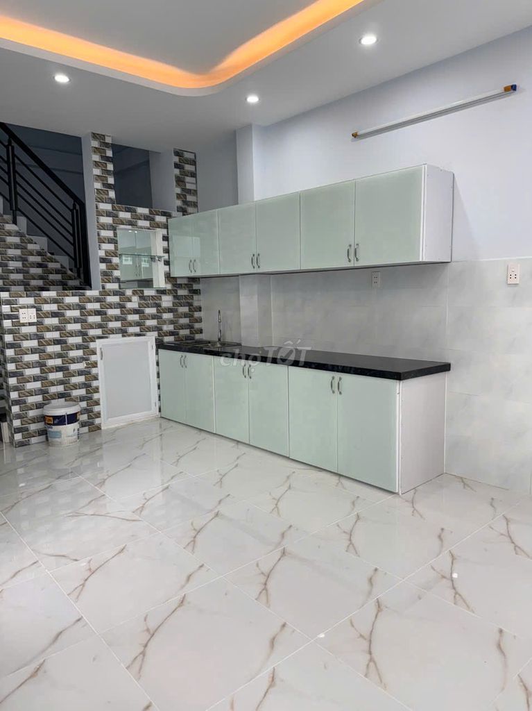 Modern 2BR Townhouse Near Tan Binh Market