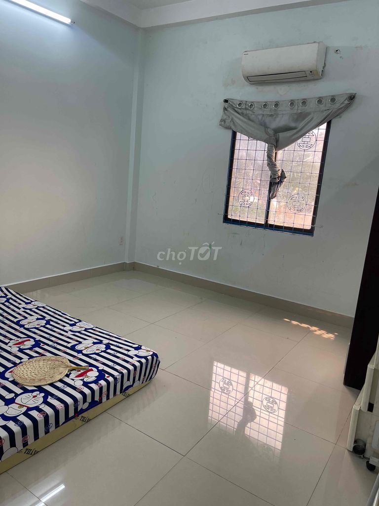 Furnished Second Floor Apartment with Air Conditioning
