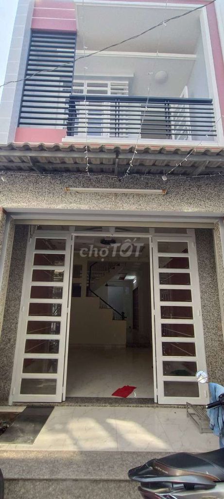 Modern Two-Bedroom House with Air Conditioning