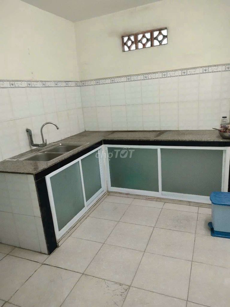 Spacious Townhouse with Car Access and Security