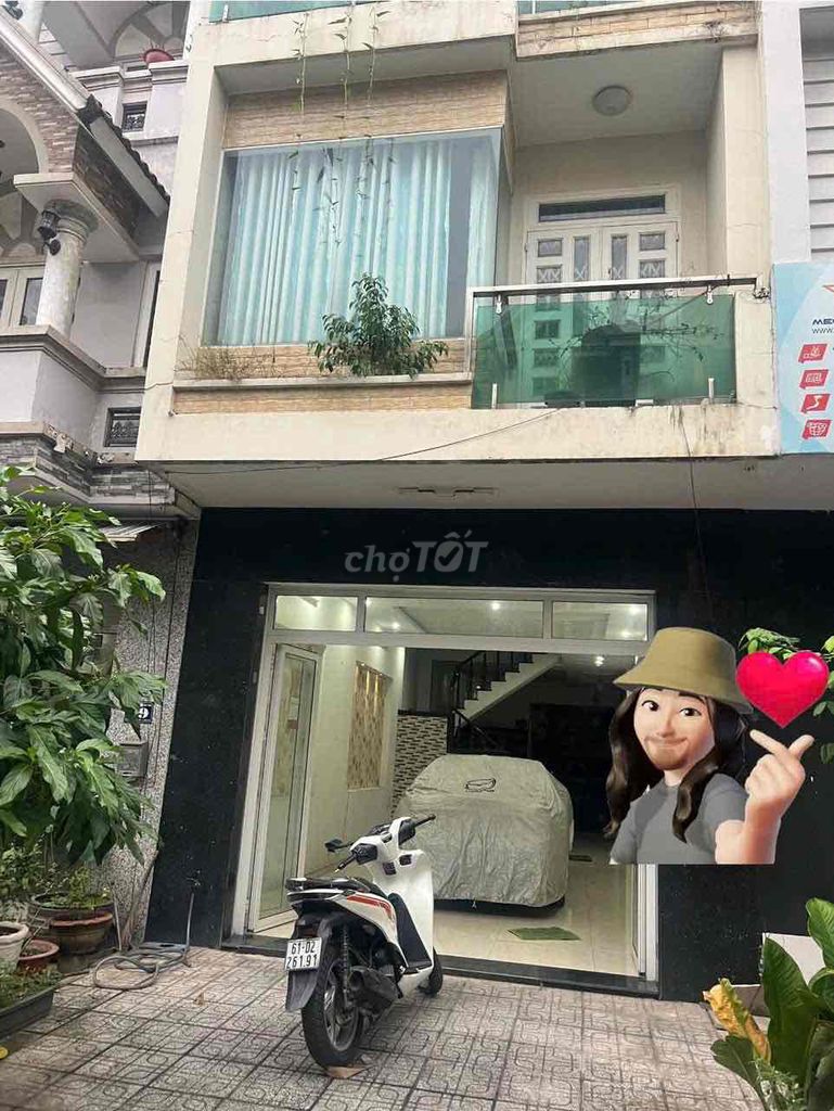 Modern 3-Bedroom House Near Go Supermarket