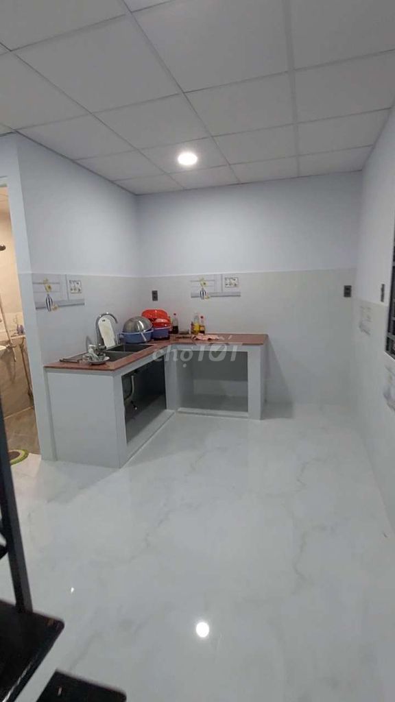 2-Bedroom House with Parking in Thu Duc