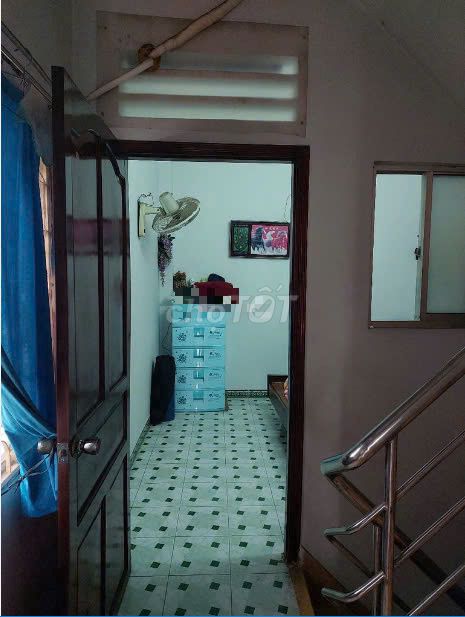 3-Story Commercial House Near Hospitals and Markets