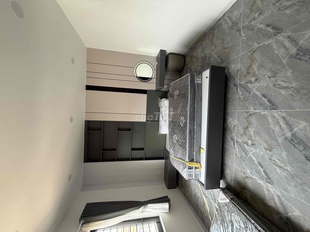 Modern Apartment Near University
