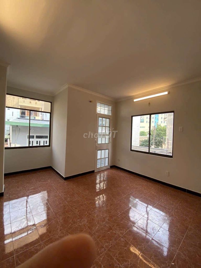 Modern Two-Bedroom House with Parking in Tan Binh
