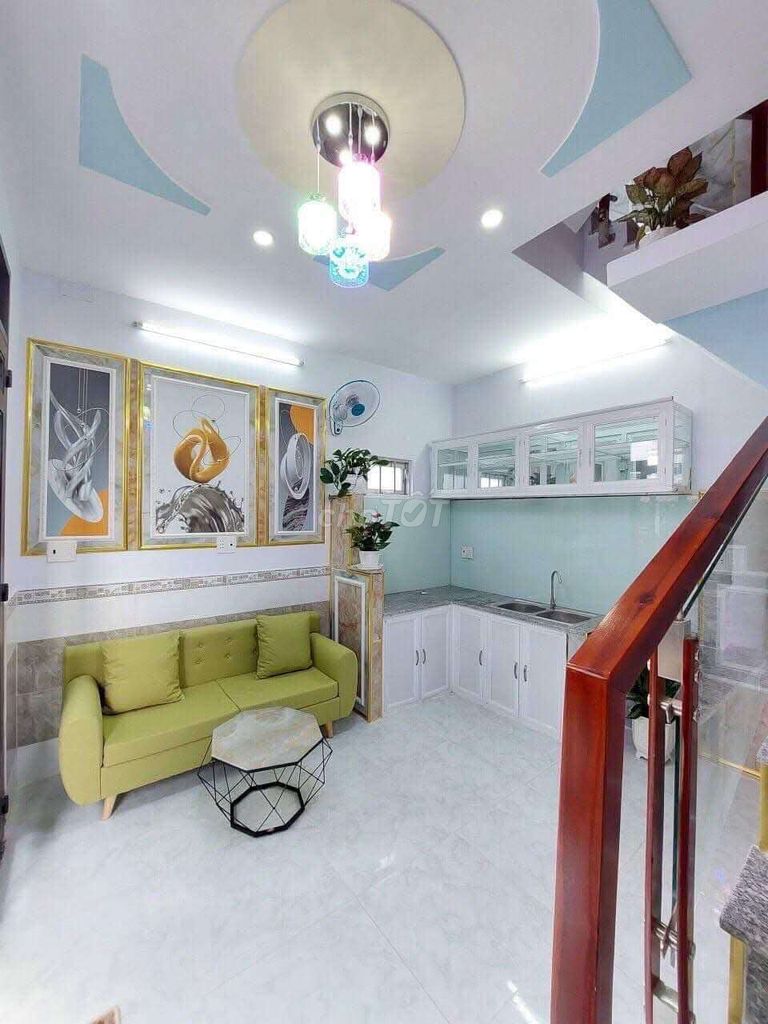 3-Story Townhouse with 2 Bedrooms in Nha Be
