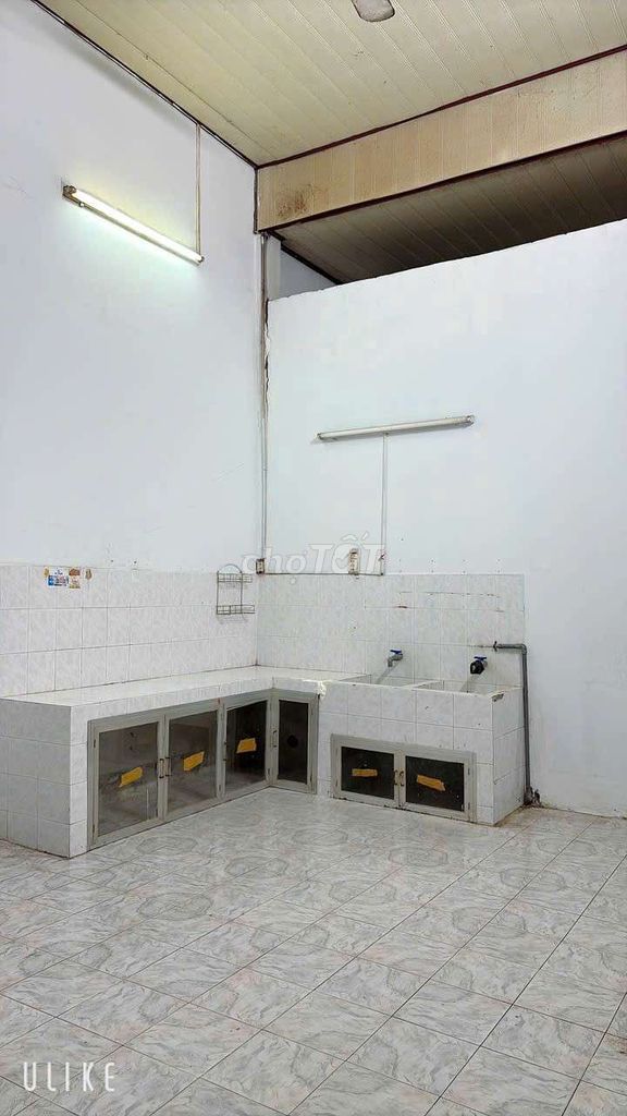 Spacious House with Yard near Nguyen Anh Thu