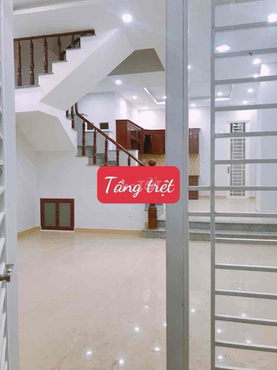 Near Ong Dau Bridge - Spacious 3-Story House with Modern Amenities