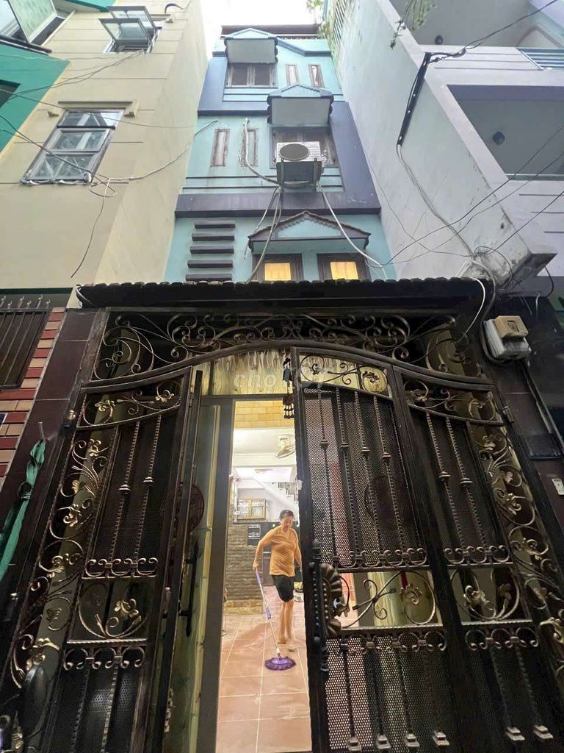 3-Story House for Rent near Ngo Quyen Street, District 10
