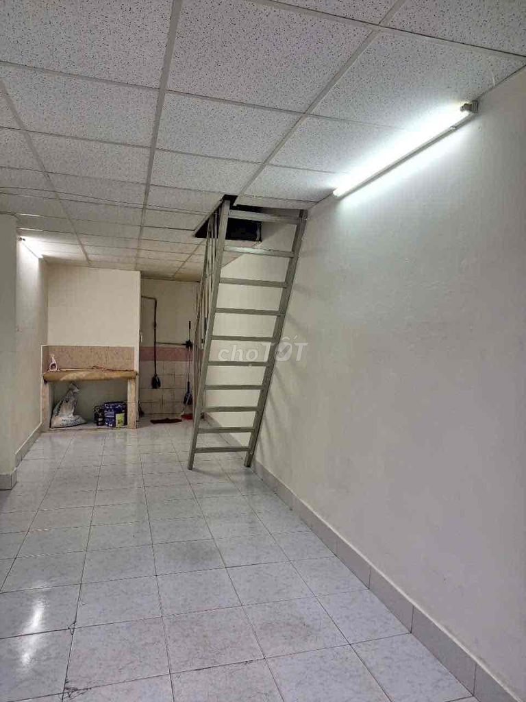 Small Loft House in Go Dau Alley