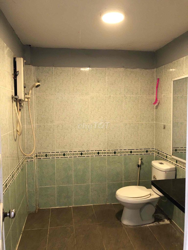 Spacious 2-Bedroom House Near Tam Ha Market