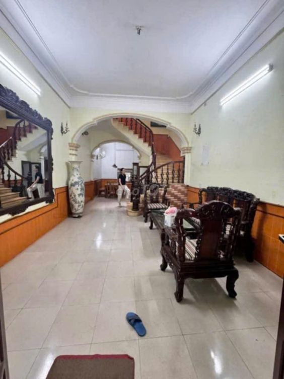 Fully Furnished 3-Bedroom House in Ngọc Thuỵ - Convenient Location