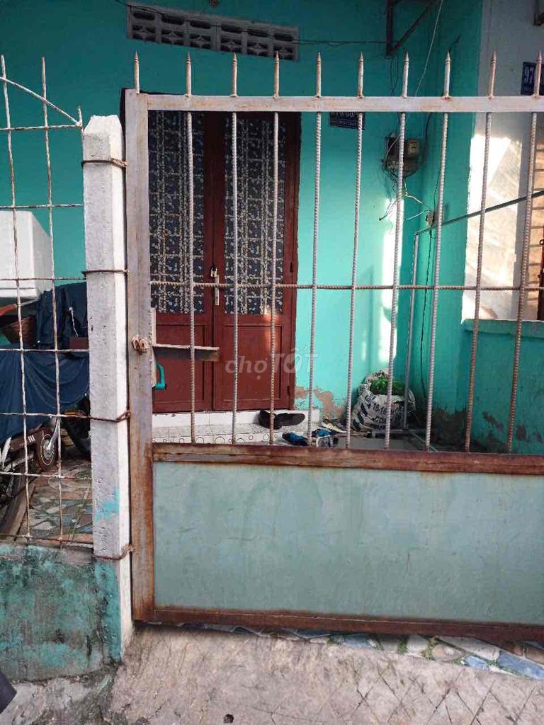 Cozy 1-bedroom house near Tư Nhớ