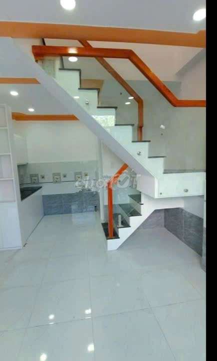 Modern House for Rent in Tan Thoi Hiep