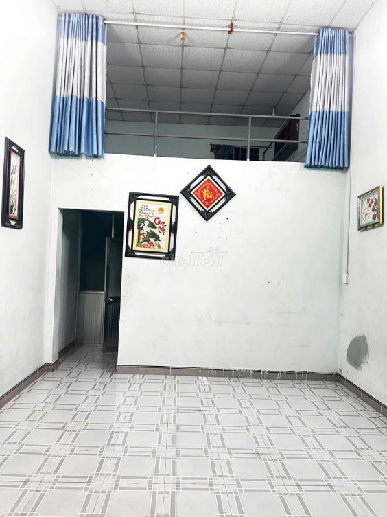 Compact 1-Bedroom House with Loft Near Chieu Lieu Intersection