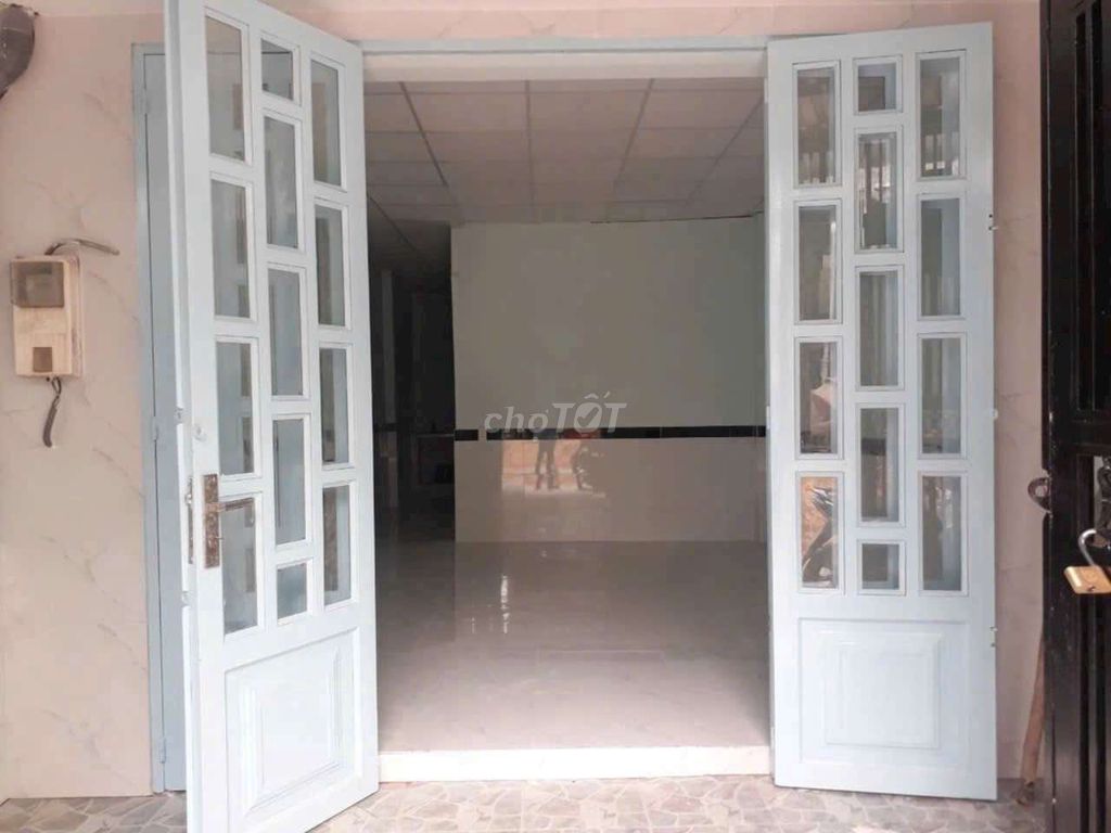 Modern 1-Bedroom House in Hiep Thanh District