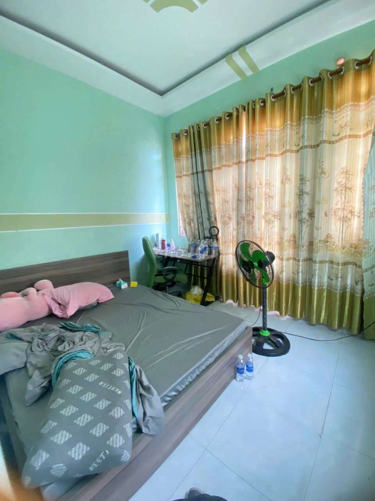 Modern 4-Bedroom House Near Market, Go Vap