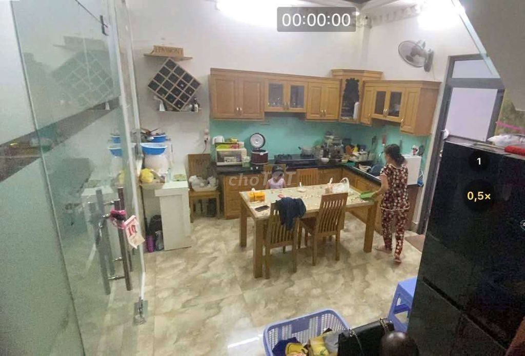 Spacious 4-Bedroom House in Omely Dao Tong Nguyen for Rent
