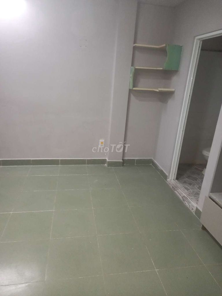75m² Two-Level House with Security and Utilities