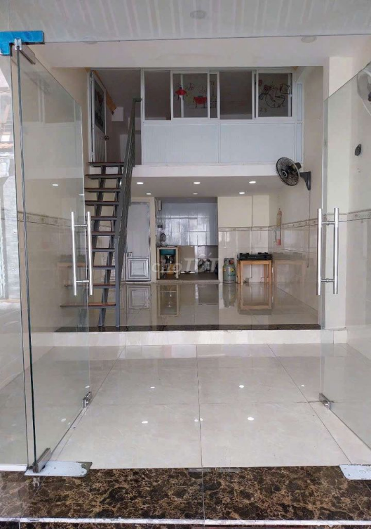 2 Bedroom Apartment with 3 Air Conditioners on Nguyen Tuan Street