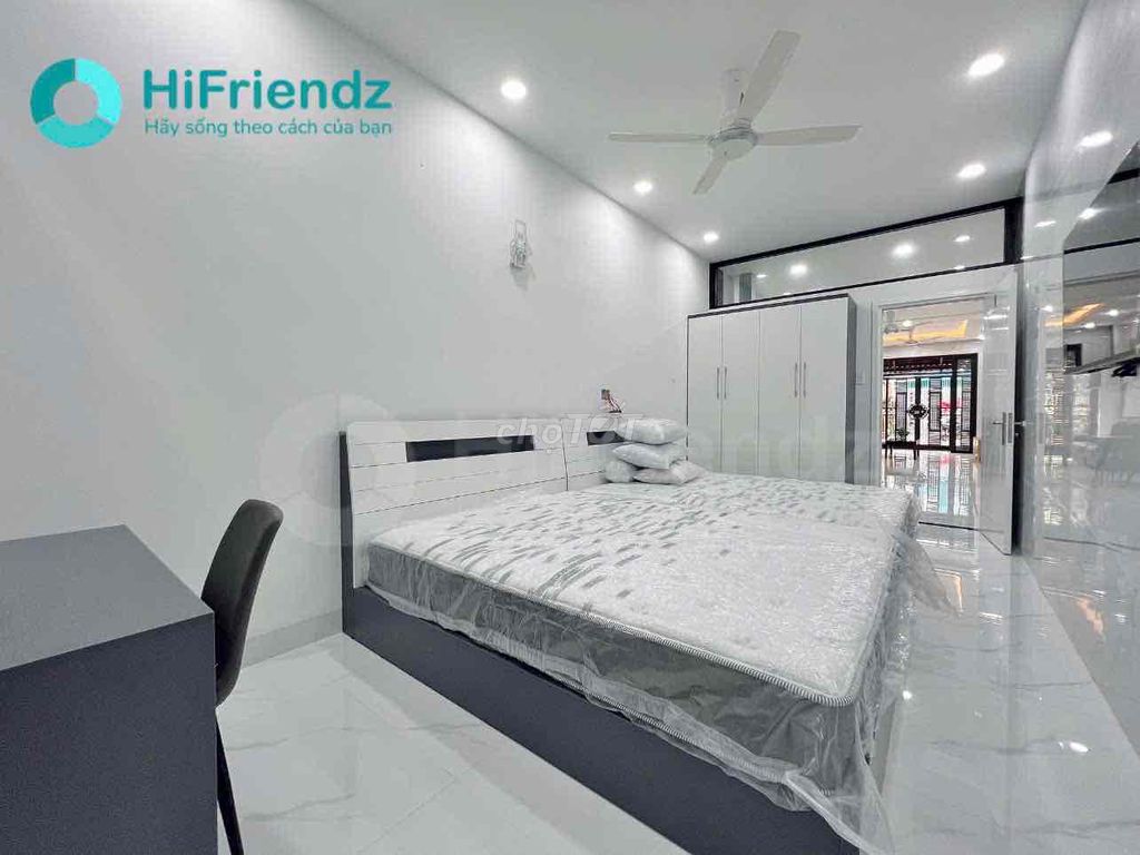 Modern 2 Bedroom Apartment with Designer Interior