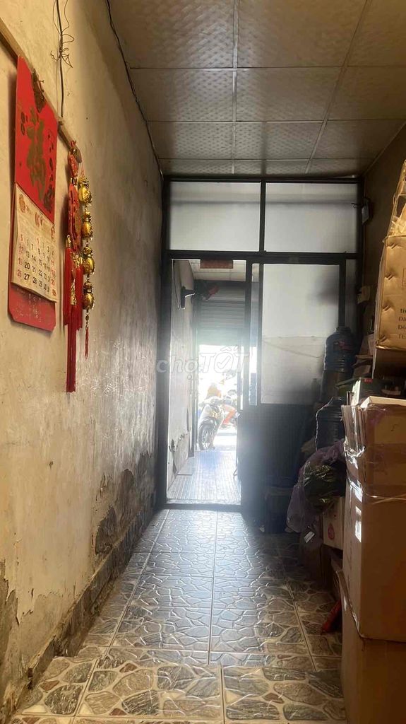 Commercial Space on Tung Thien Vuong Street