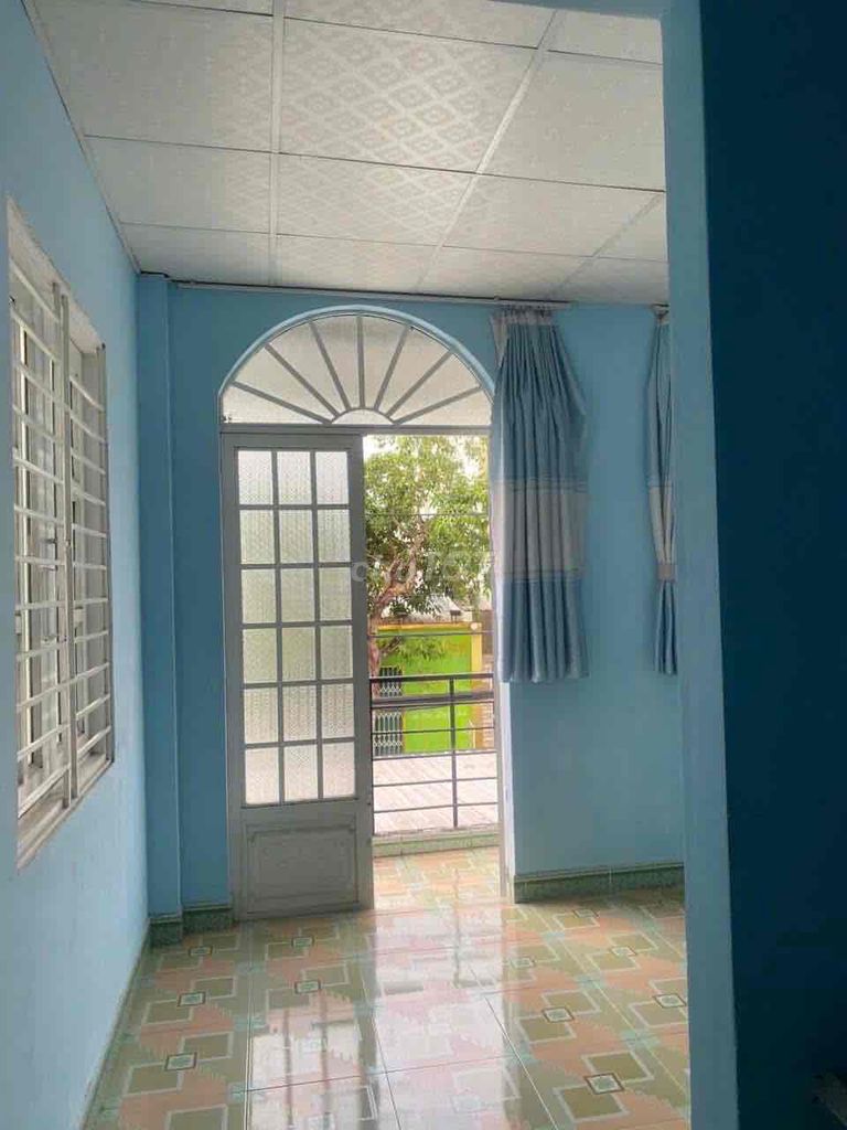 Large Street-Front House with Business Potential