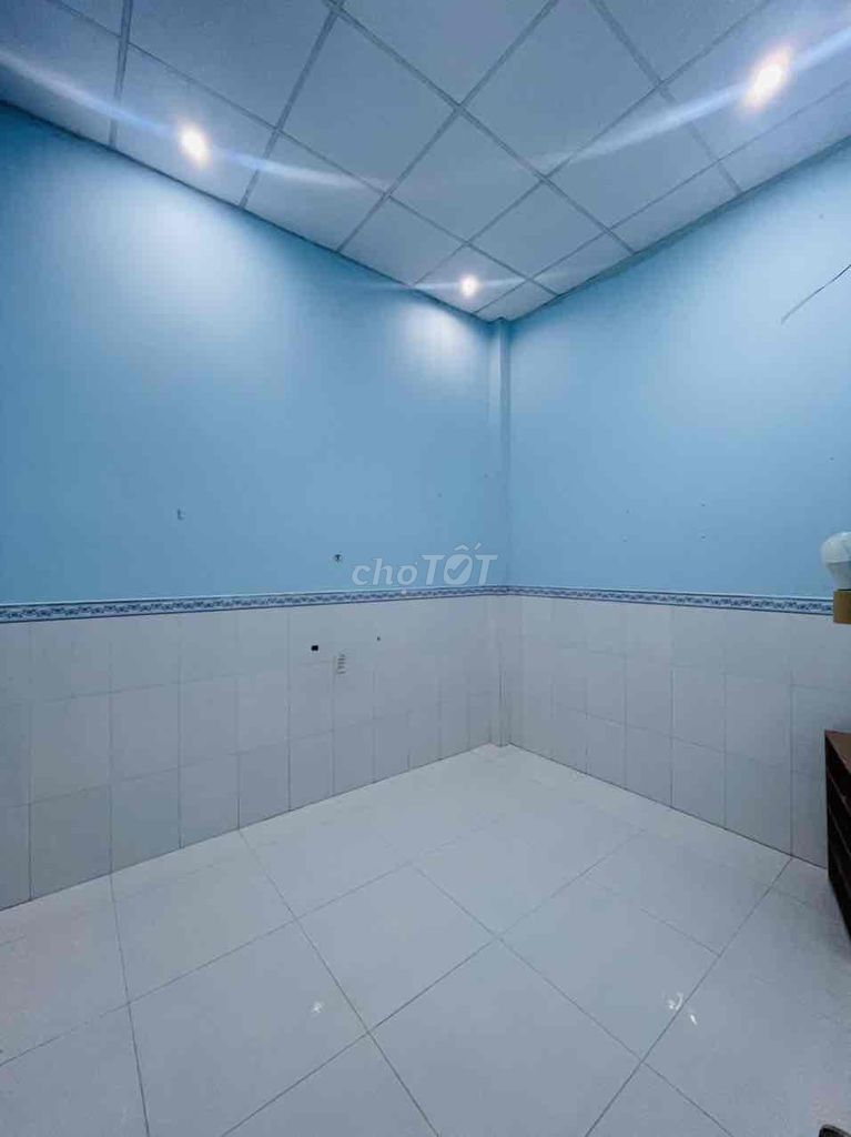 60m² House with Parking Near Lã Xuân Oai