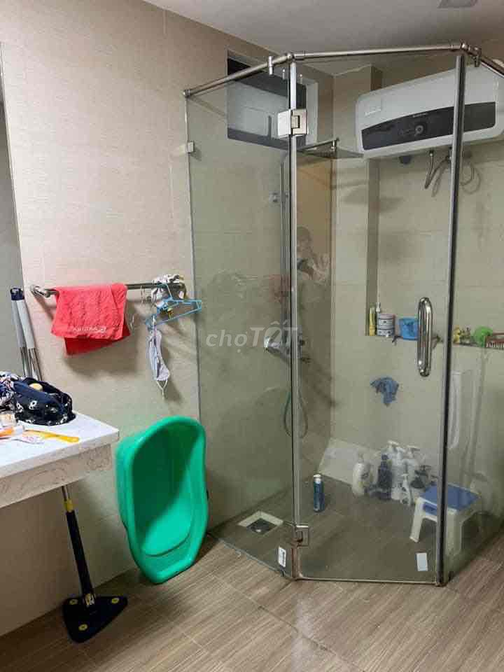 5-Floor Townhouse with 5 Bedrooms in Ba Dinh