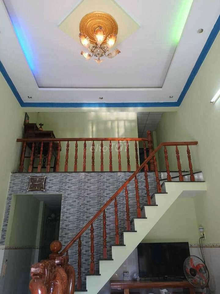 2-Bedroom House with Parking in Di An