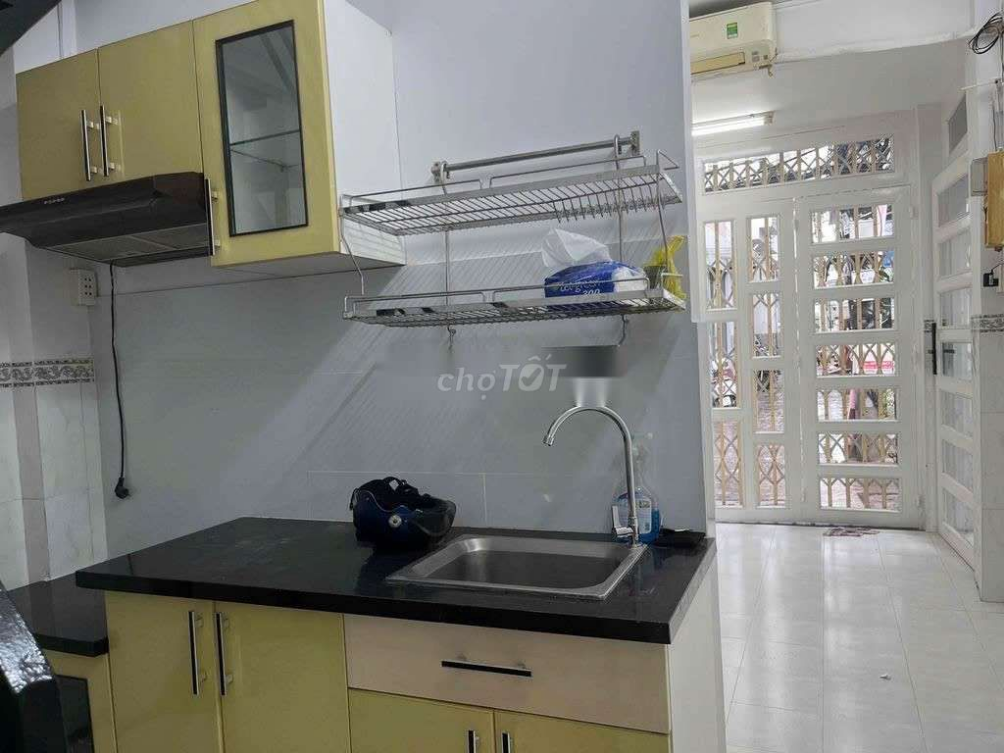 Centrally Located Rental Property in District 5, Ho Chi Minh City