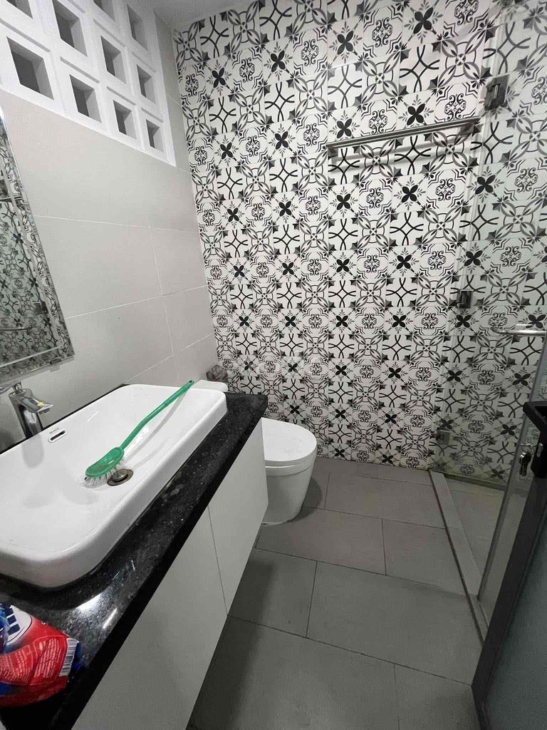 Modern 4BR Townhouse with New Renovation
