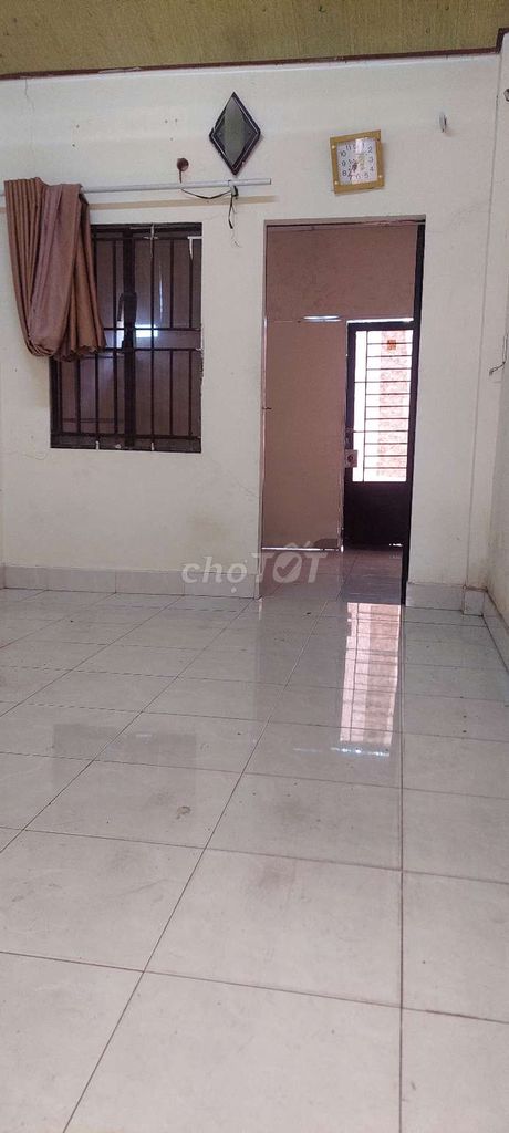 Spacious 2-Bedroom House with Motorcycle Parking