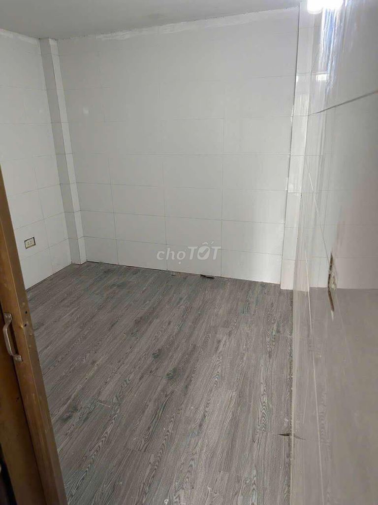 5-Floor House with 3 Bedrooms in Hoan Kiem