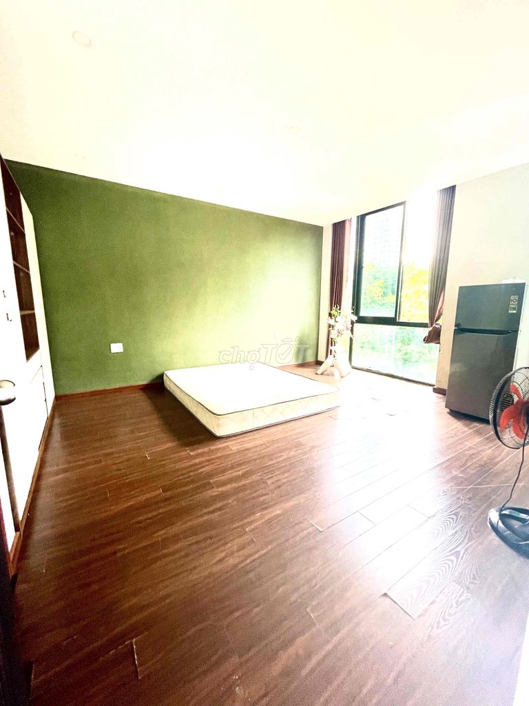 Spacious Two-Story Villa with Pool Access