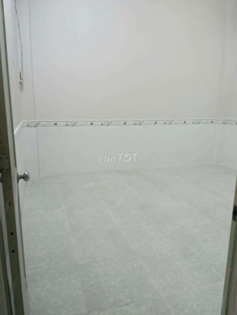 Newly Renovated House for Rent in Thới An
