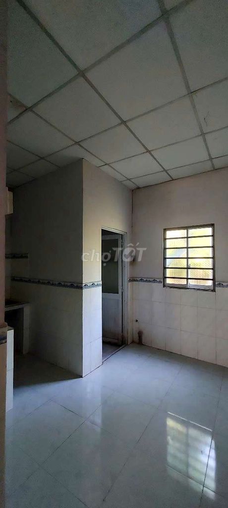 2-Bedroom House Near Market with Full Floor