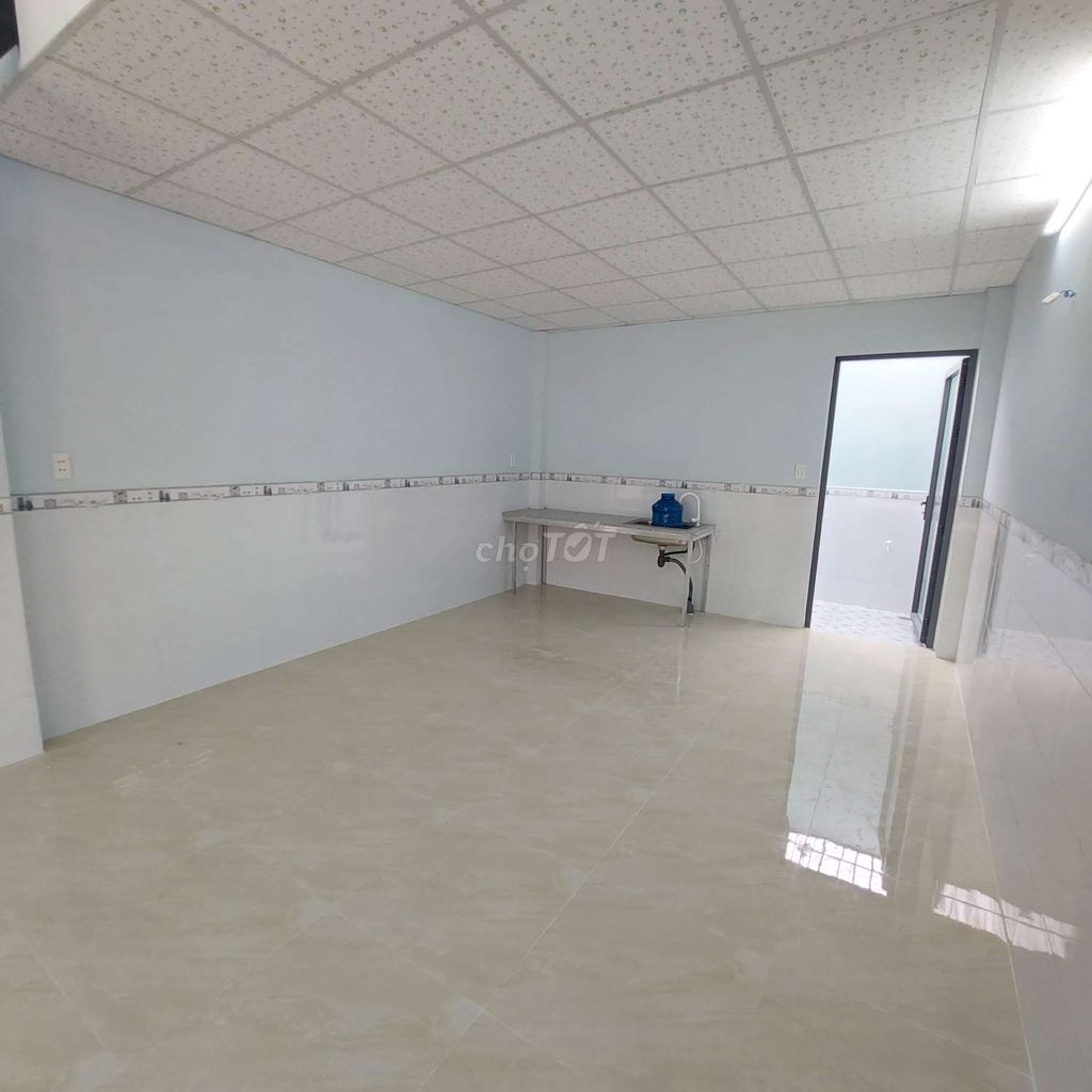 New Commercial Space Near University, 72sqm